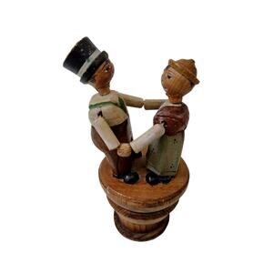 Vintage ANRI Italian hand carved "Dancing Couple" bottle stopper-Rare